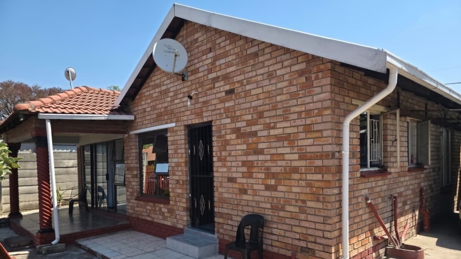 3 Bedroom Property for Sale in Rustenburg North North West